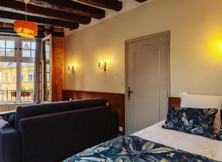 اتاق خانوادگی, Le Lys Dort Sarlat