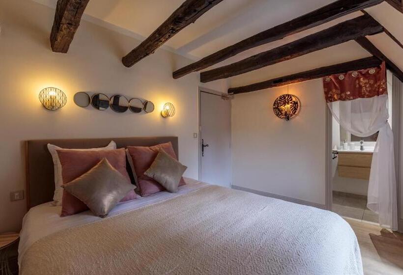 سوئیت جونیور خانوادگی, Le Lys Dort Sarlat