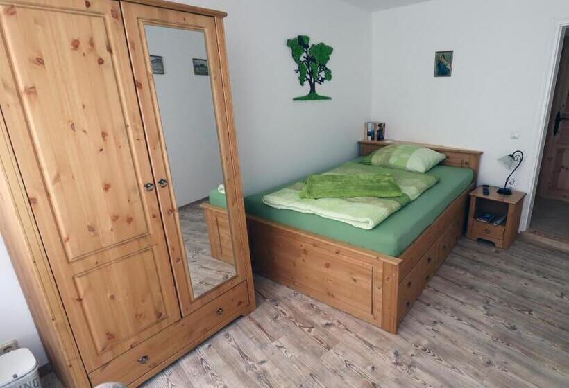Quarto Estandar Individual, Gästezimmer Zum Rotem Karpfen