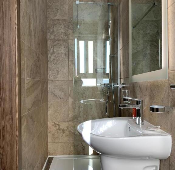 اتاق استاندارد, Mon Chery