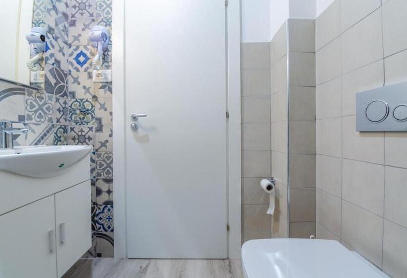 Chambre Standard Individuelle, Residenza Borgo Guazzo