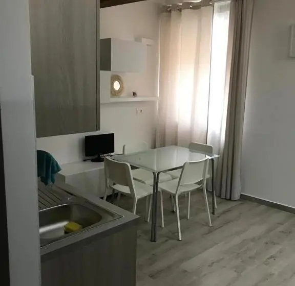 آپارتمان 1 خوابه, Residenza Borgo Guazzo