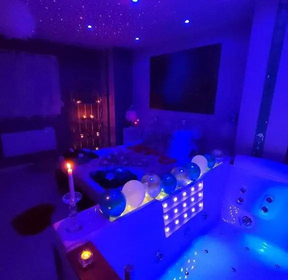 バスタブ付きスタンダードルーム, Loft Avec Baignoire Spa Lécrin Romantique