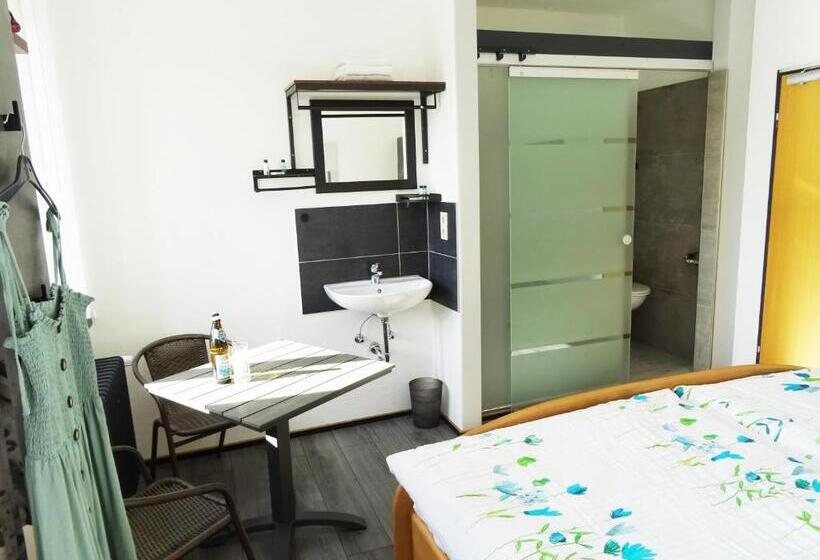 レイクビュースタンダードルーム, Eventhotel ö   Cappuccino