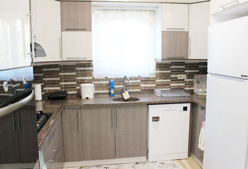 Villa 3 Makuuhuonetta, Casablanca