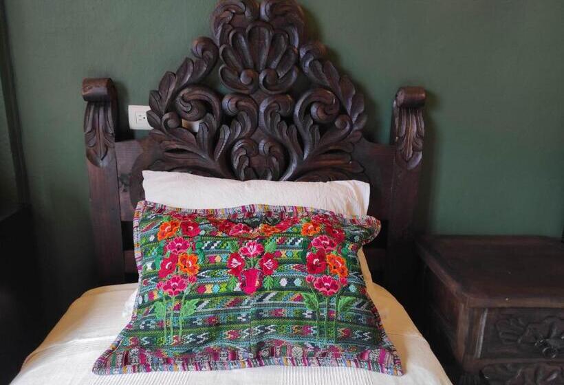Quarto Estandar com Sacada, Nunõ