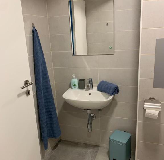 اتاق لوکس با بالکن, Rooms Optim