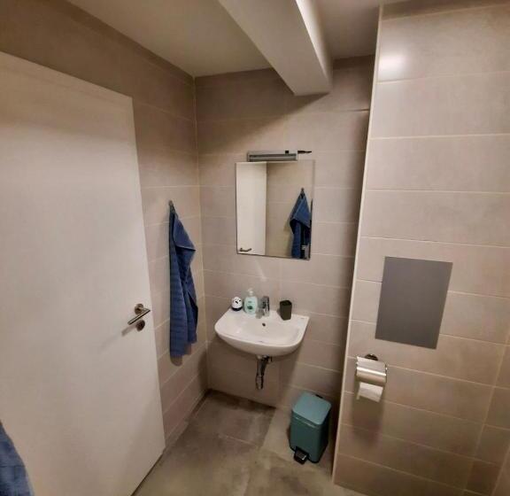 اتاق لوکس با بالکن, Rooms Optim