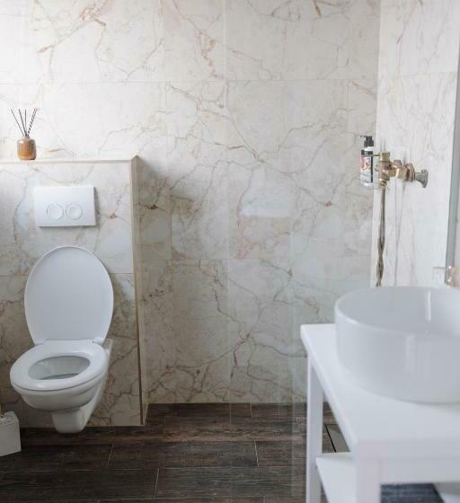 חדר סטנדרט נוף לגינה, The Corner50