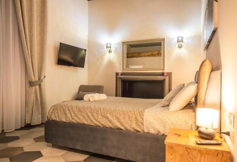 スタンダードルーム, La Rondine