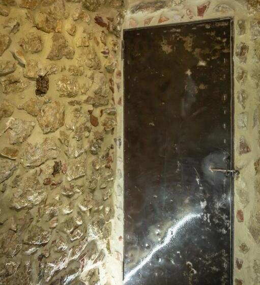 ファミリールーム, La Rondine