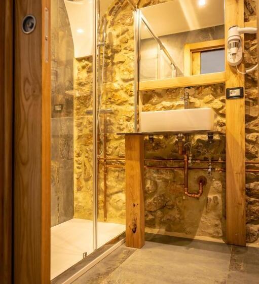 スイート, La Rondine