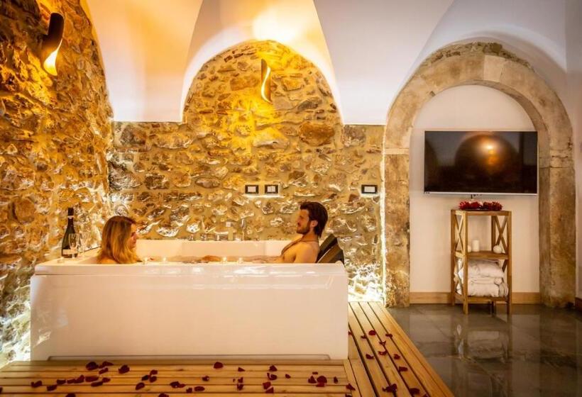 スイート, La Rondine