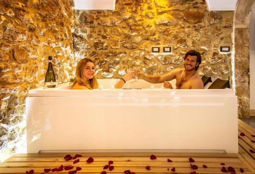 スイート, La Rondine