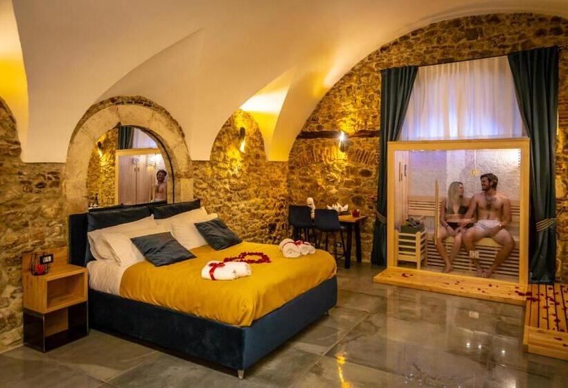 スイート, La Rondine