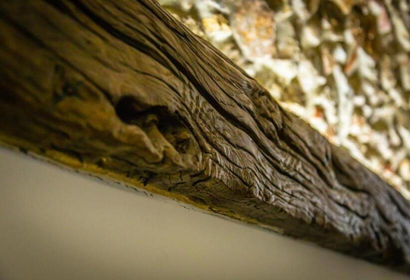 ファミリールーム, La Rondine