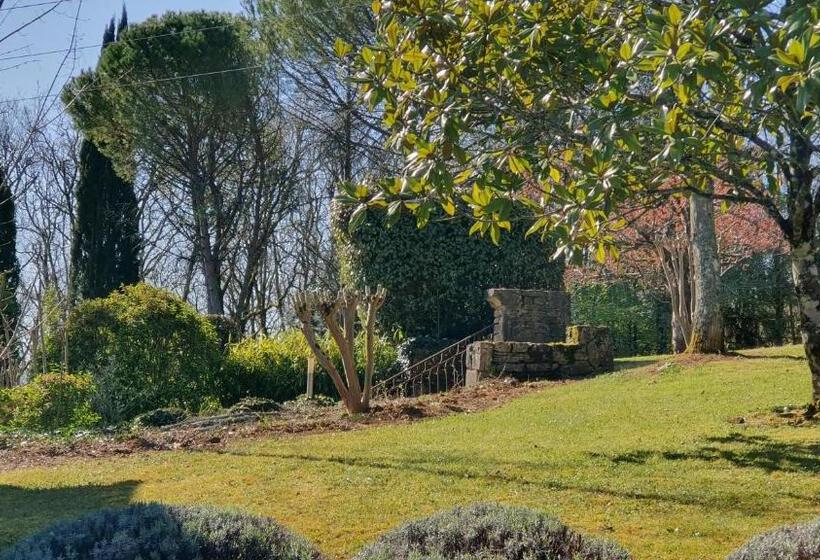 منزل غرفة نوم واحدة, Domaine Du Cardou