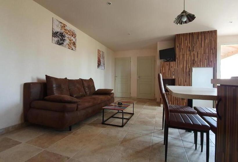 2间卧室的房子, Domaine Du Cardou