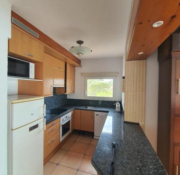 آپارتمان 1 خوابه با چشمانداز دریا, La Vista Al Mar