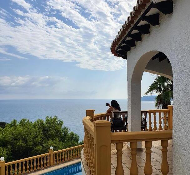 آپارتمان 1 خوابه با چشمانداز دریا, La Vista Al Mar