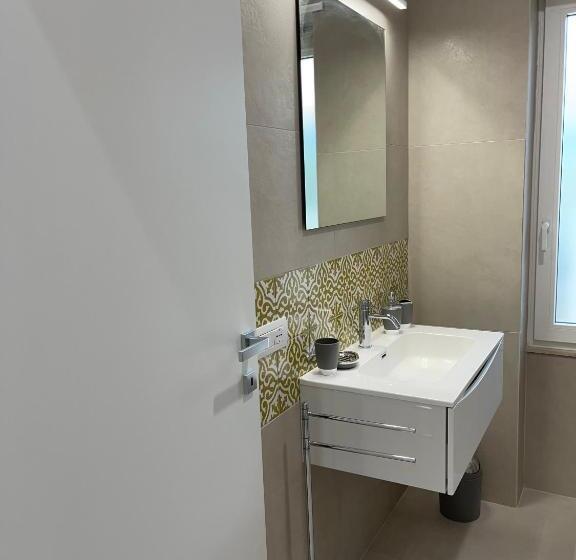 Номер Deluxe Кровать Кинг, Pianohome Sorrento