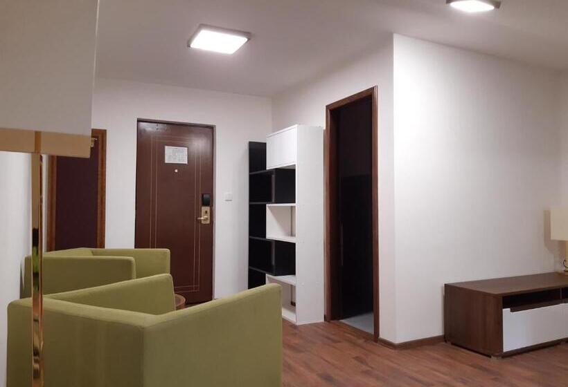 四人标准间, Pension Lesná