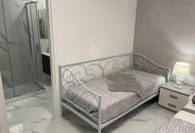 غرفة كومفورت ثلاثية, B&b Il Piccolo Principe