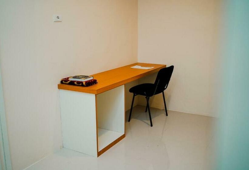 スタンダードルーム, Amel Aceh