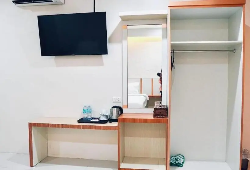 Chambre Standard, Amel Aceh