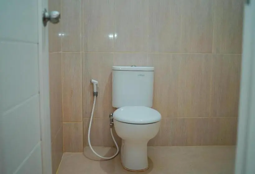 Chambre Triple Standard, Amel Aceh