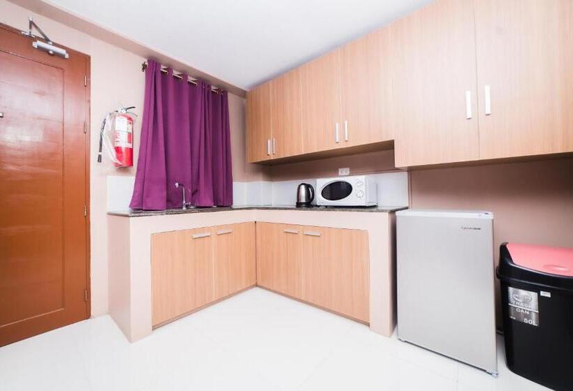 سوییت لوکس, Jsb Suites