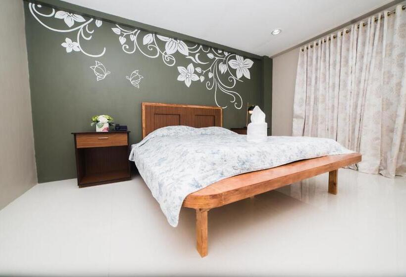 سوییت لوکس, Jsb Suites
