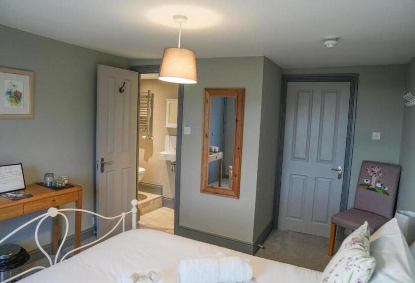 Номер Стандарт, Dartmoor Inn