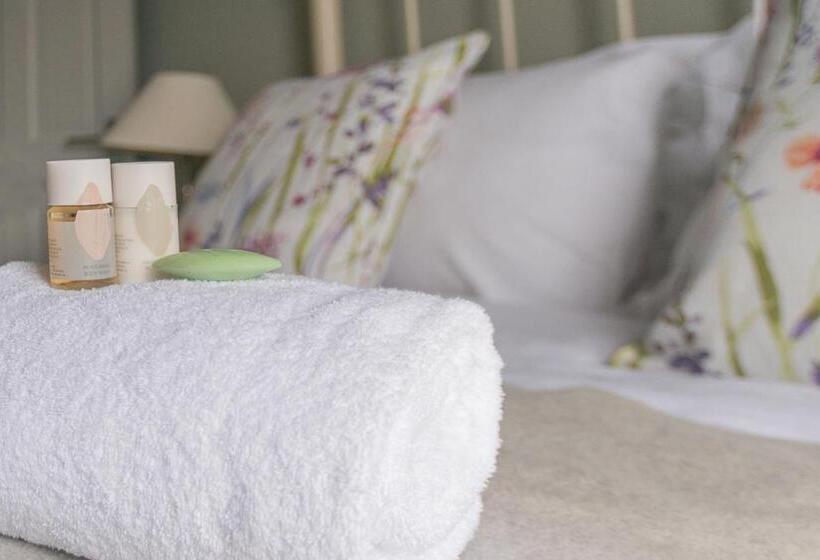 Люкс Deluxe Кровать Кинг, Dartmoor Inn