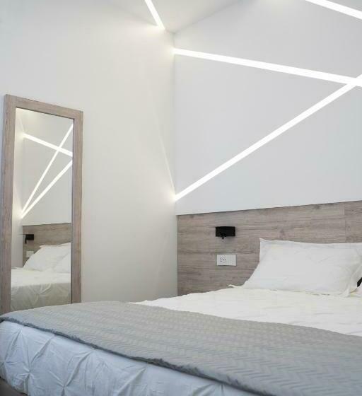 Номер Стандарт Вид на Море, Le Radici