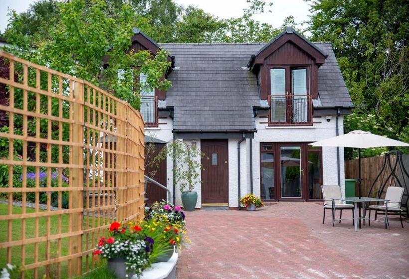 Номер Стандарт с Балконом, Braeside Guest House, Loch Lomond