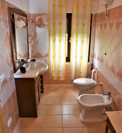 חדר סטנדרט, Camere O Appartamento Intero In Locazione In Pittinuri