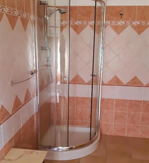 スタンダードルーム, Camere O Appartamento Intero In Locazione In Pittinuri