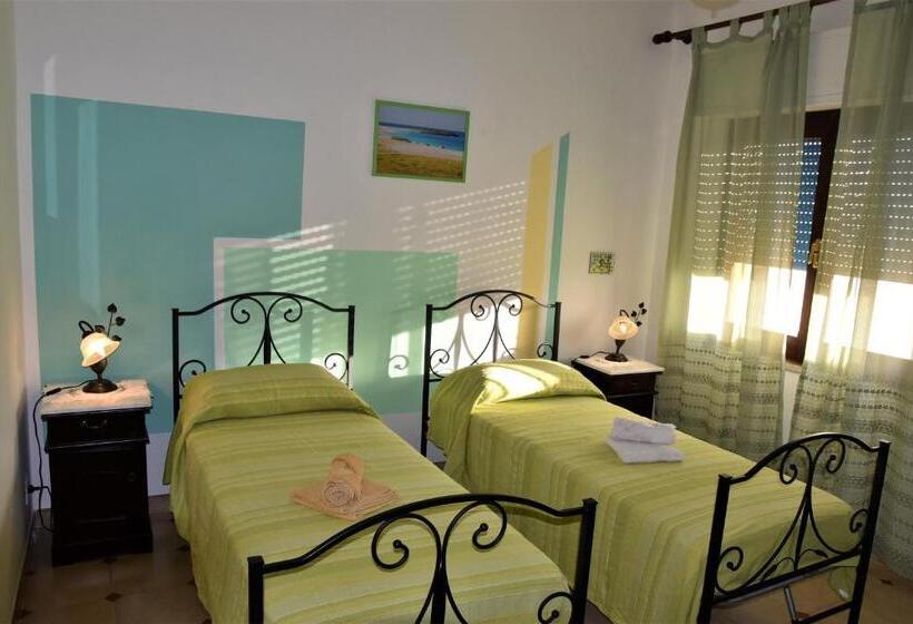 דירת חדר, Camere O Appartamento Intero In Locazione In Pittinuri