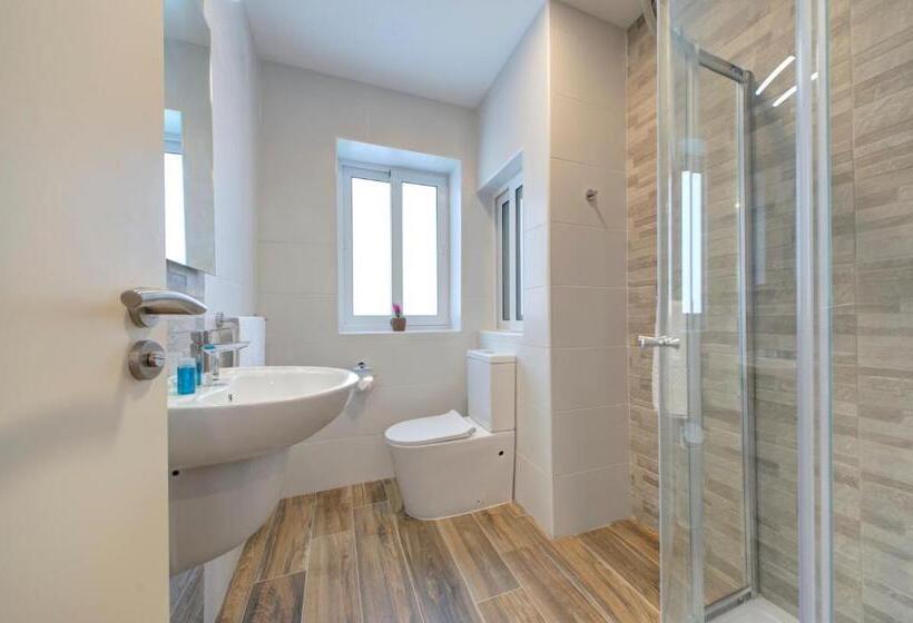 اتاق سوپریور با چشمانداز دریا, Seaview Stays