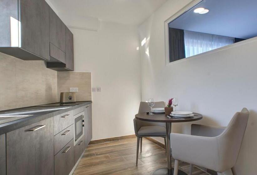 اتاق سوپریور با چشم‌انداز دریا, Seaview Stays