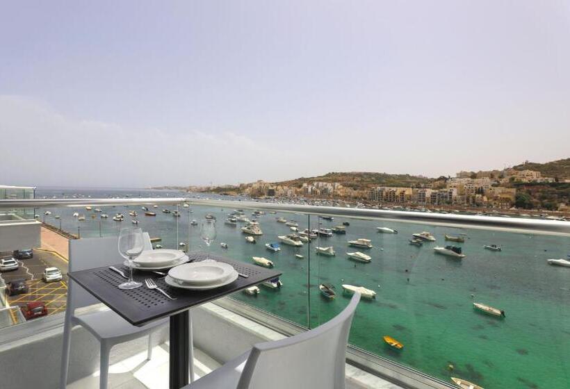 استودیوی استاندارد با چشم‌انداز دریا, Seaview Stays