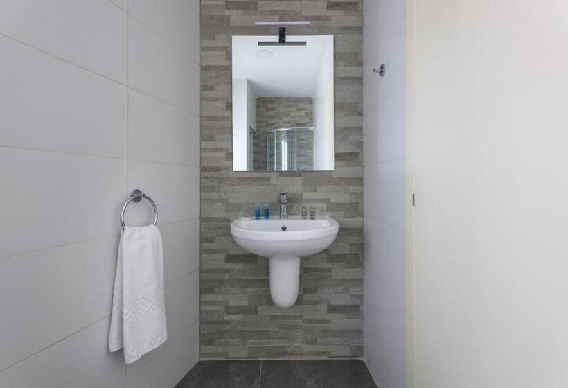 اتاق استاندارد با بالکن و چشمانداز دریا, Seaview Stays