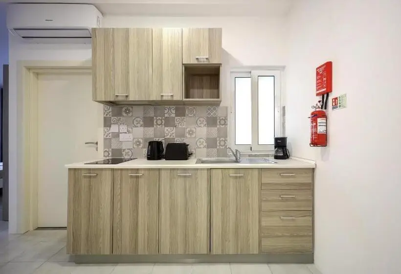 اتاق استاندارد با چشم‌انداز شهر, Seaview Stays