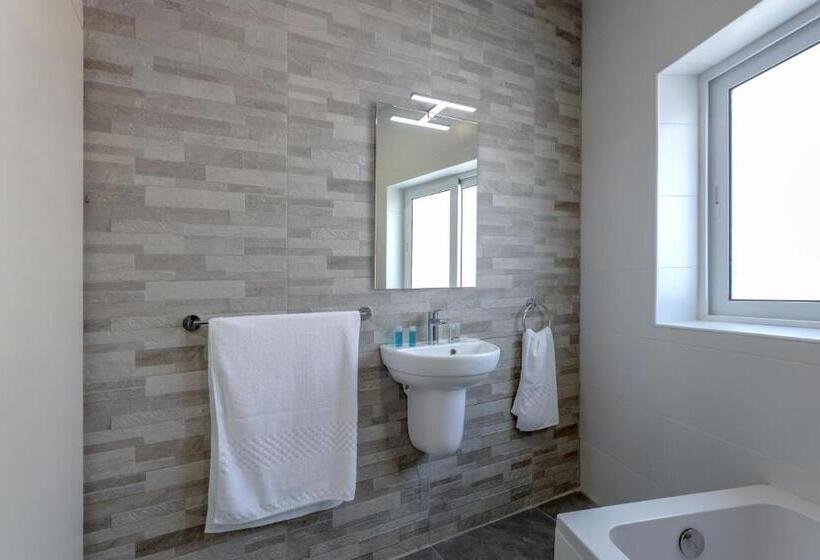 آپارتمان 1 خوابه با چشمانداز دریا, Seaview Stays