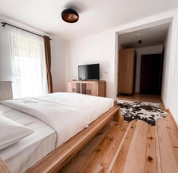 Номер Стандарт Вид на Сад, Panoramic Sus In Deal