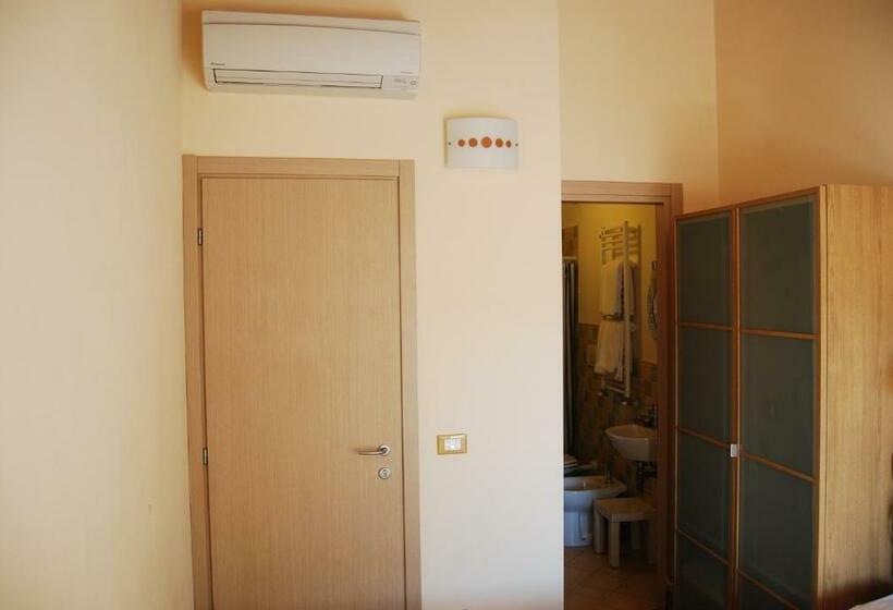 标准间, Burlamacco Gold