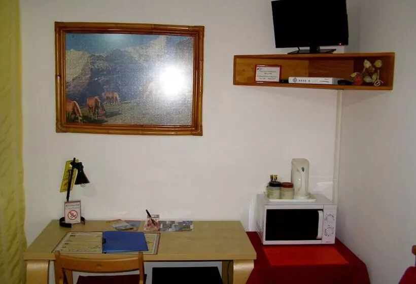 スタンダードルーム, L'antico Borgo Rooms Rental