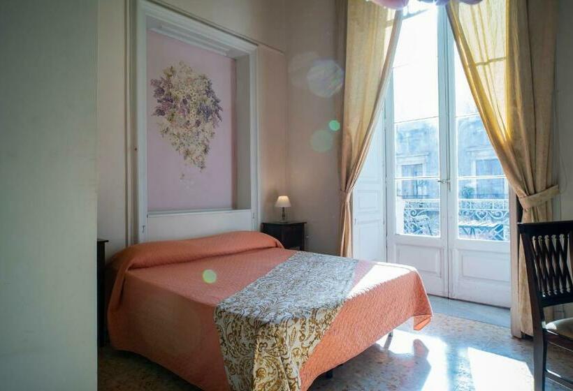 اتاق استاندارد, San Demetrio