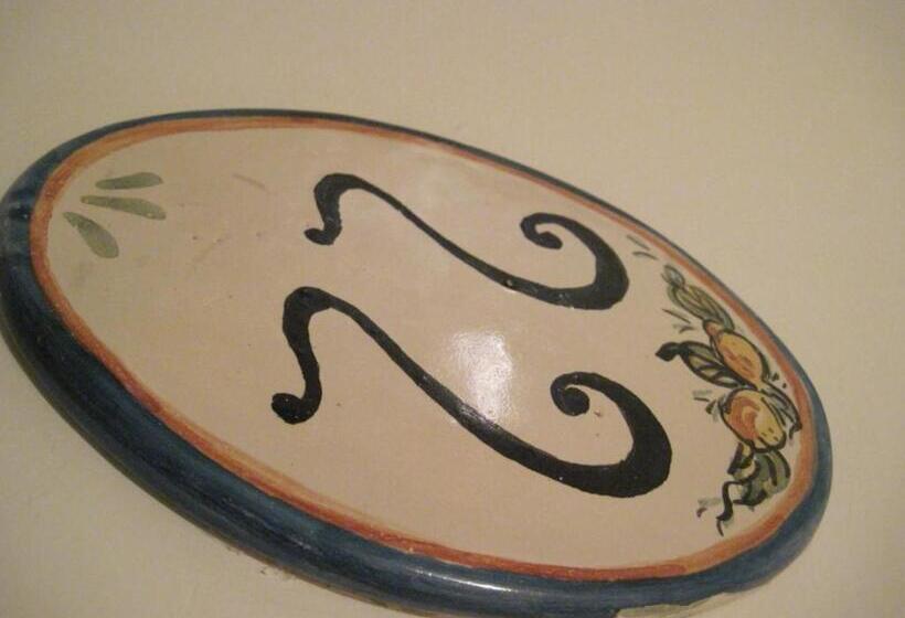 اتاق استاندارد, San Demetrio